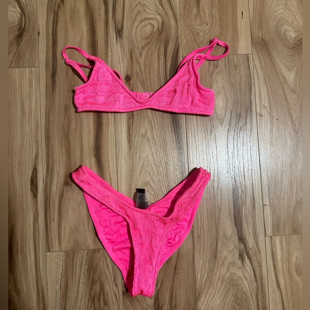 Pink triangle swimsuit (XS top S bottom)